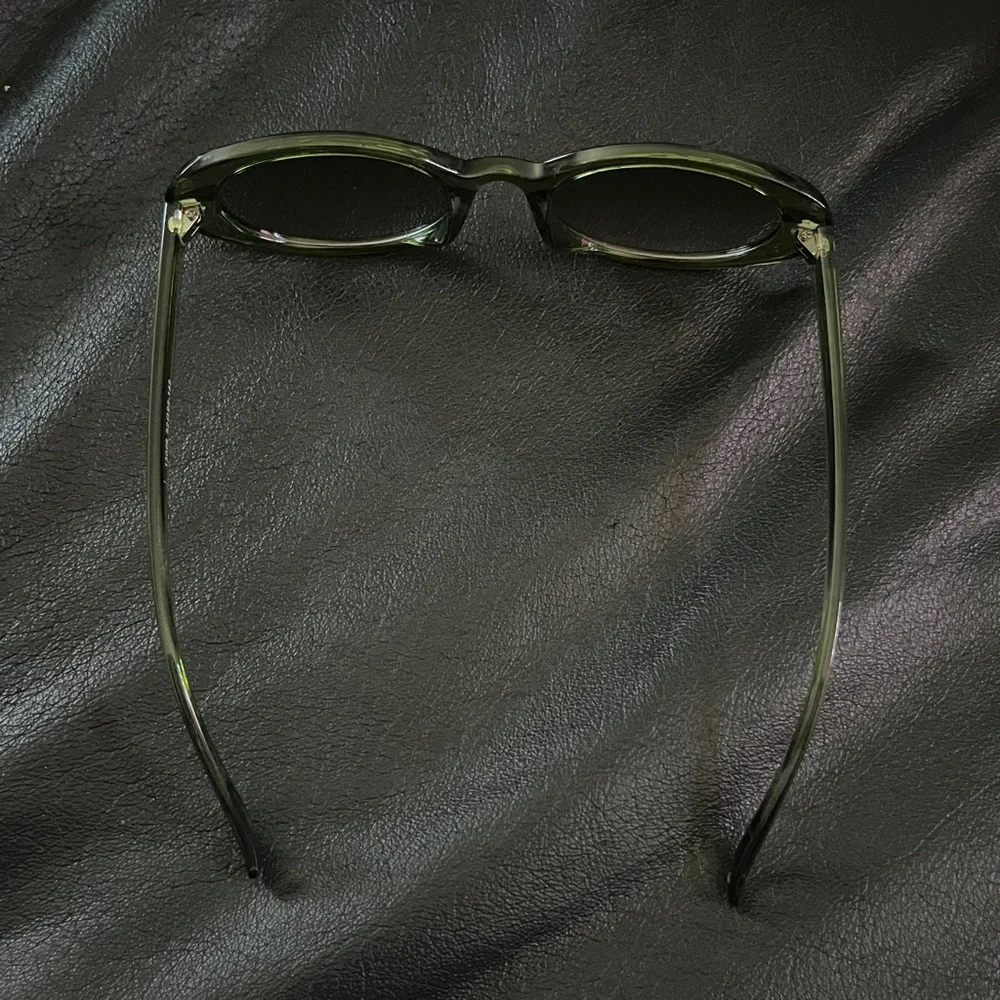 Oval Frame Retro Sunglass - Green